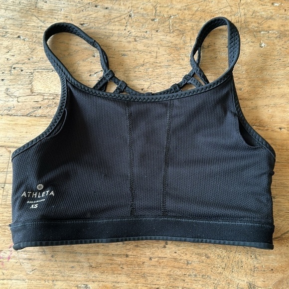 Athleta max out sports bra with cool back straps size xs - Picture 4 of 7